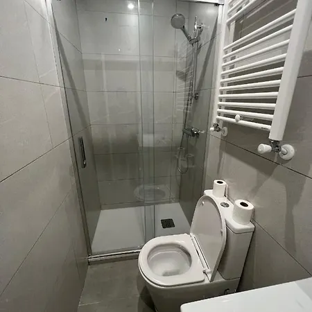 Hostel Roomstay Plaza Castilla *