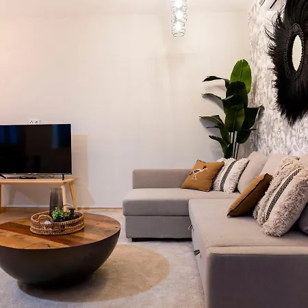 Almar Collection Atocha