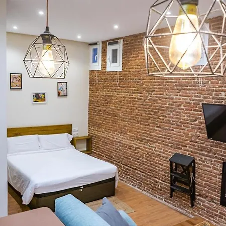 Acogedor Estudio En Cuatro Caminos By Bebalmy *