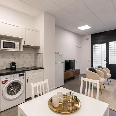 Waou Essence I Austrias - Corta Duracion Apartamento Madrid