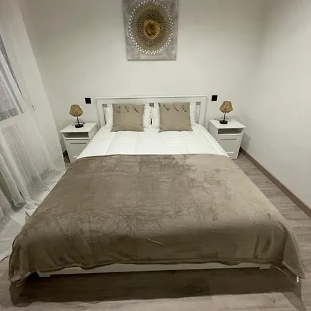 Arizonica Suites Chamartin Apartment