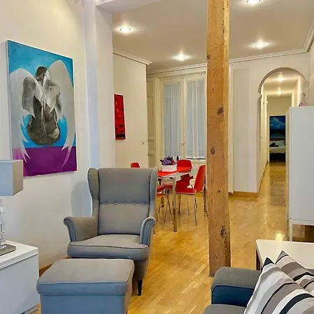 Apartamento Alojamiento Entero Centro: Piso . Chueca *