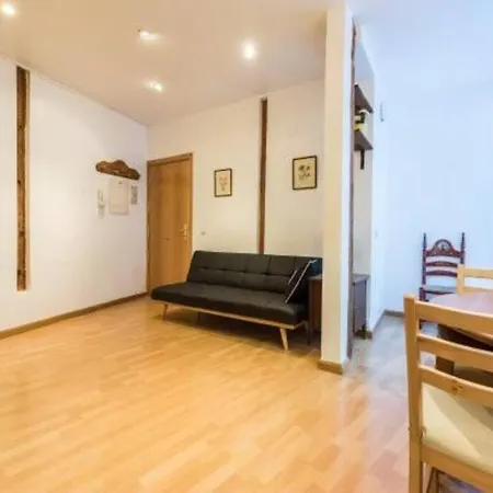 Luminoso En Lavapies-tirso De Molina Apartamento