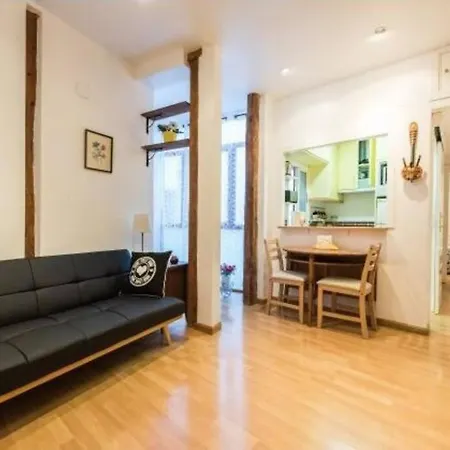 Luminoso En Lavapies-tirso De Molina Apartamento *
