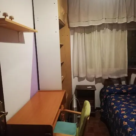 Habitación en casa particular Hab 1 Wifi Vista Alegre *