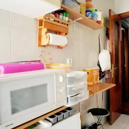 Habitación en casa particular Hab 1 Wifi Vista Alegre Madrid