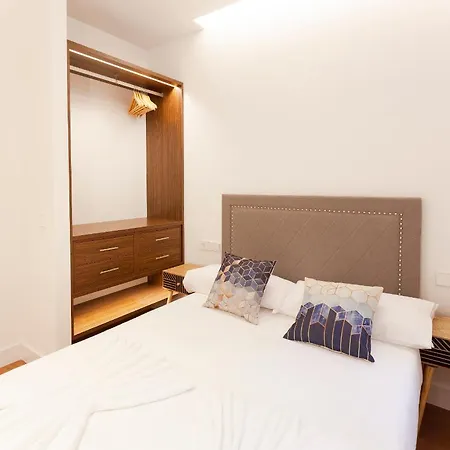Apartamento Gran Via Iv Calle Tudescos 5br 5bh Madrid