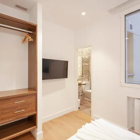 Apartamento Gran Via Iv Calle Tudescos 5br 5bh Madrid