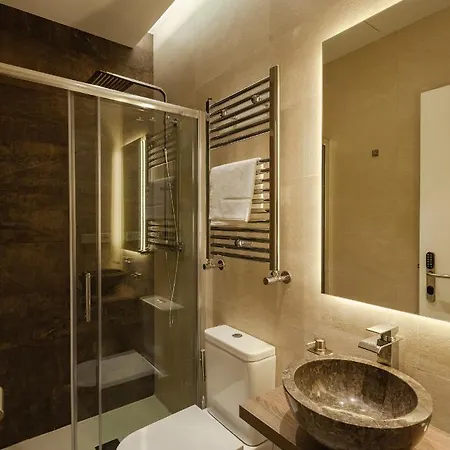 Apartamento Gran Via Iv Calle Tudescos 5br 5bh