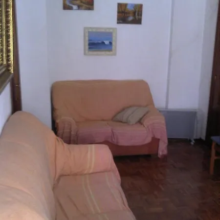 Hab 1 Wifi Vista Alegre * Madrid