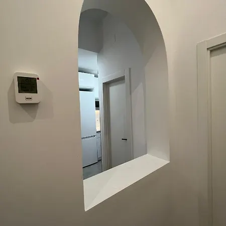 Hostel Roomstay Plaza Castilla Madrid