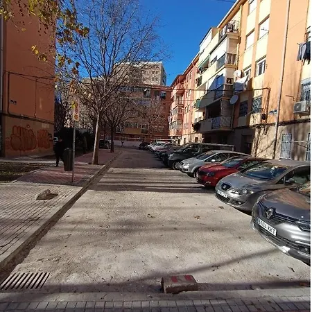 Apartment En Vista Alegre A 20 Minutos Del Centro Madrid