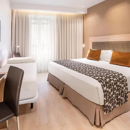 Catalonia Plaza Mayor Hotel
