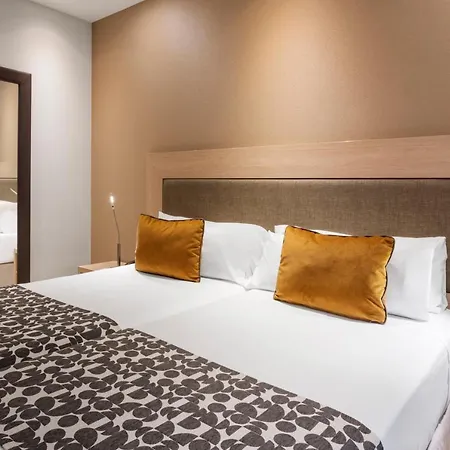 Catalonia Plaza Mayor Hotel