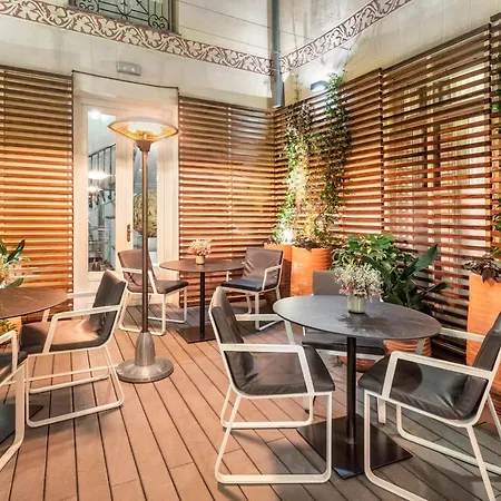 Catalonia Plaza Mayor Hotel 4*