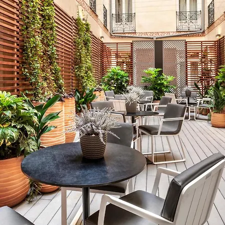 Hotel Catalonia Plaza Mayor 4*