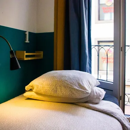 Onefam Sungate Hostel Madrid