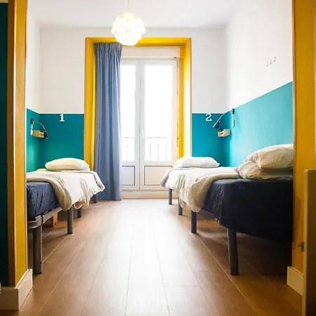 Hostel Onefam Sungate Madrid