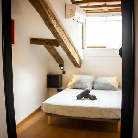 Hostel Onefam Sungate *