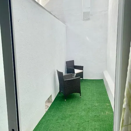 Puente Praga Aparment Madrid