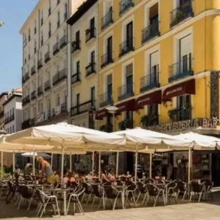 Apartamento Luminoso En Lavapies-tirso De Molina *