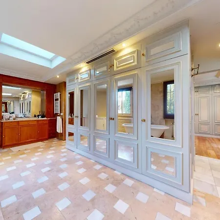 Increible De Lujo Villa