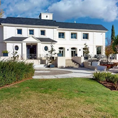 Increible De Lujo Villa Madrid