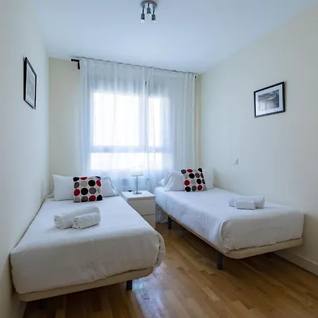 Apartamento Roomspace Tablas Azofra Madrid
