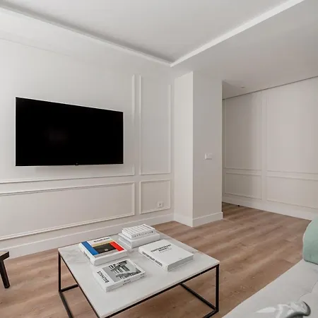 Atocha Ii Calle Atocha 2br 2bh Apartamento Madrid