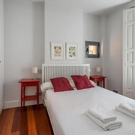 Minty - Imperial 3bd Apartment Madrid