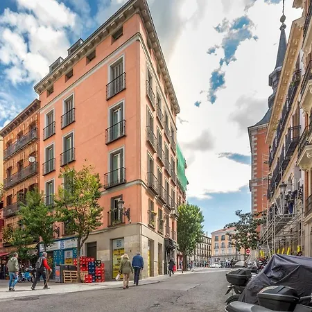 Minty - Imperial 3bd Apartment Madrid