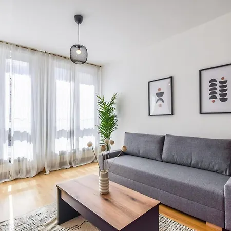 Apartamento Reformado En Chueca-gran Via
