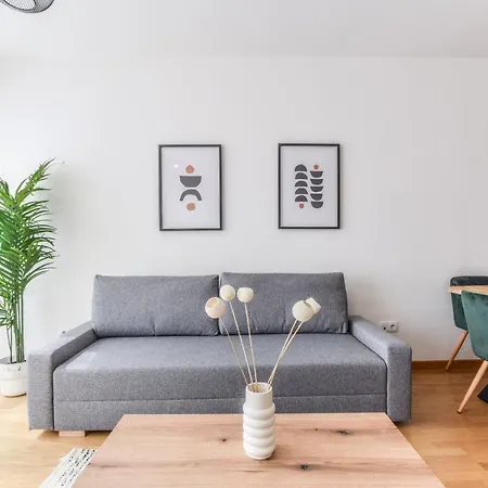 Apartamento Reformado En Chueca-gran Via *