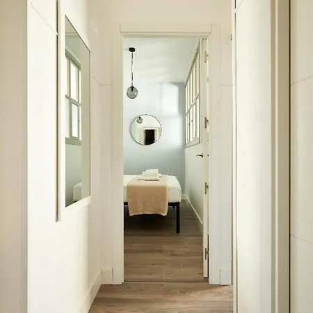 Puerta Del Sol Prime, By Presidence Rantals * Madrid