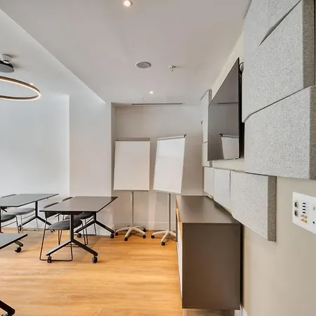 Hotell Express - - Airport By Ihg Madrid