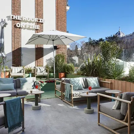The Social Hub Hotel