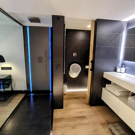 Espectacular Piso En Sol. Apartamento *