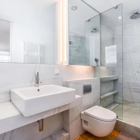 Apartment Atico Reformado En Anton Martin Madrid