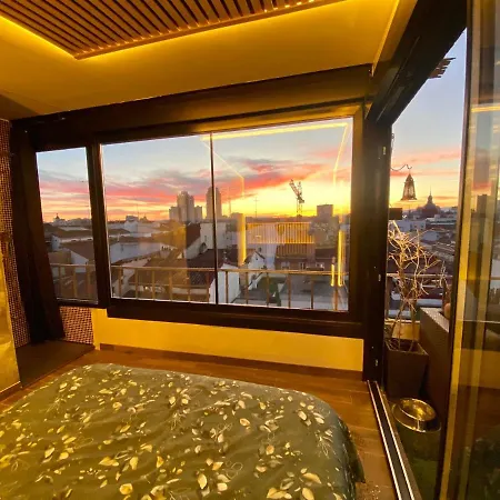 Excellent Penthouse In The Center * Madrid