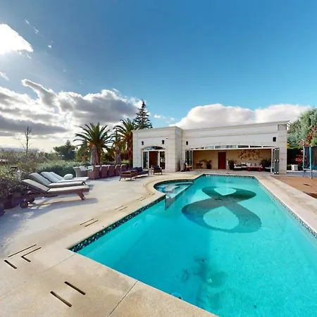 Increible De Lujo Villa Madrid