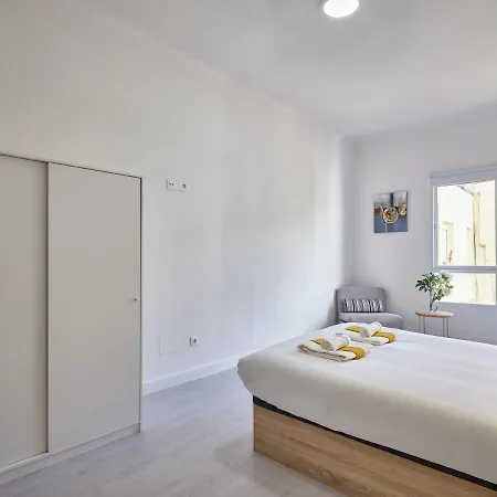 Apartment New.apto-sol. 3room 3bathroom.recien Reformado. *