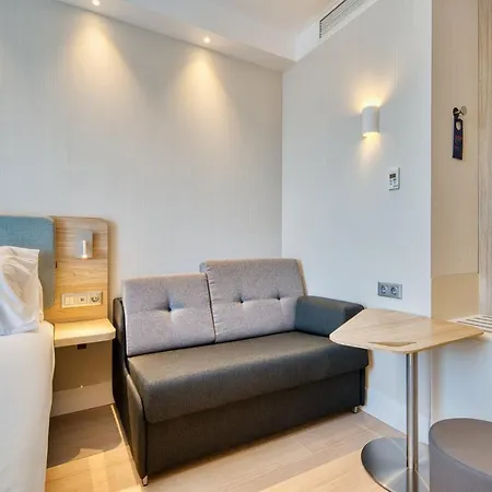 Express - - Airport By Ihg Hotell