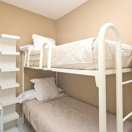 Amazinn Places Embajadores I Apartment