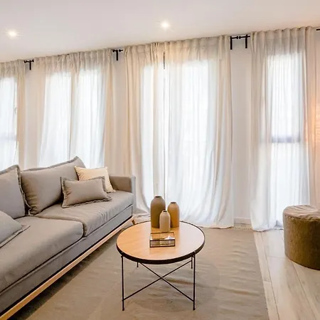 Estudio En Edificio Ribera De Curtidores By Sharingco Madrid