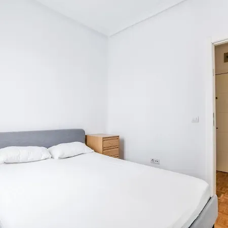 Apartment Apartamento En Atocha 10 Personas *