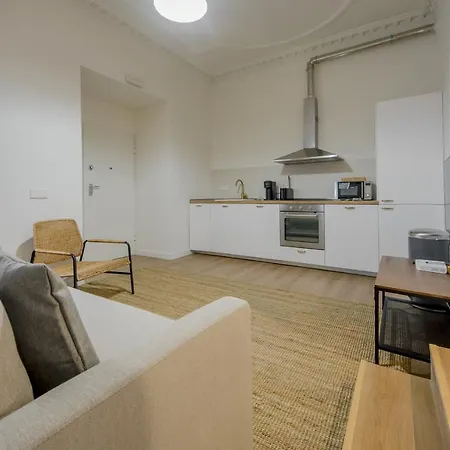 Modern Apt & Cool Interior Design En El Retiro Apartment