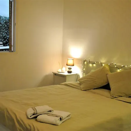 Piruli Home- Cozy With Patio Apartment