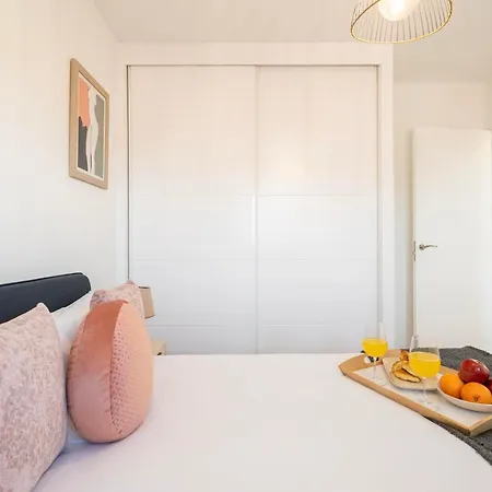 Dobohomes - Argenta Apartamento