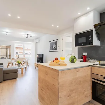Dobohomes - Argenta Apartamento Madri