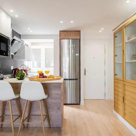 Dobohomes - Argenta Apartamento